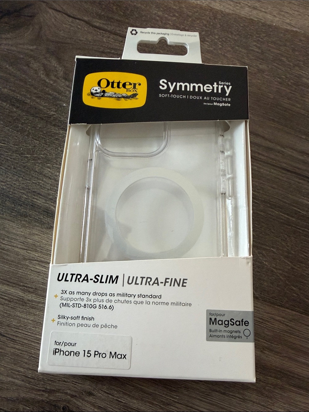 OtterBox Symmetry Series Clear MagSafe Case for iPhone 15 Pro Max